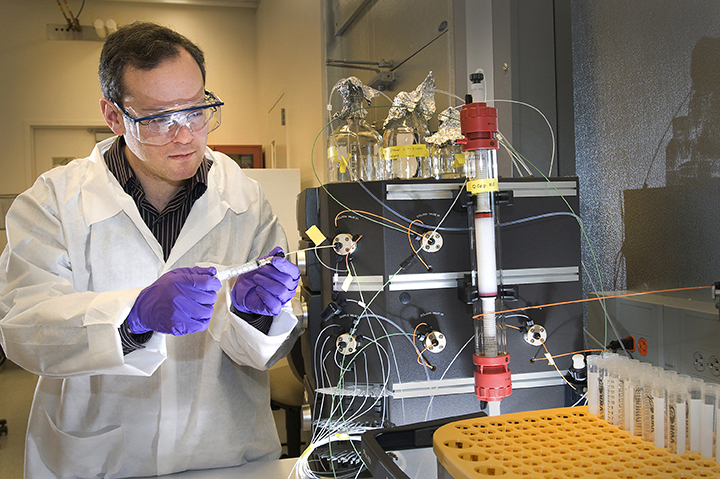 Nanostructures That Revolutionize Energy Capture (image credits: 390 019 008, Public domain, https://commons.wikimedia.org/w/index.php?curid=64242516)
