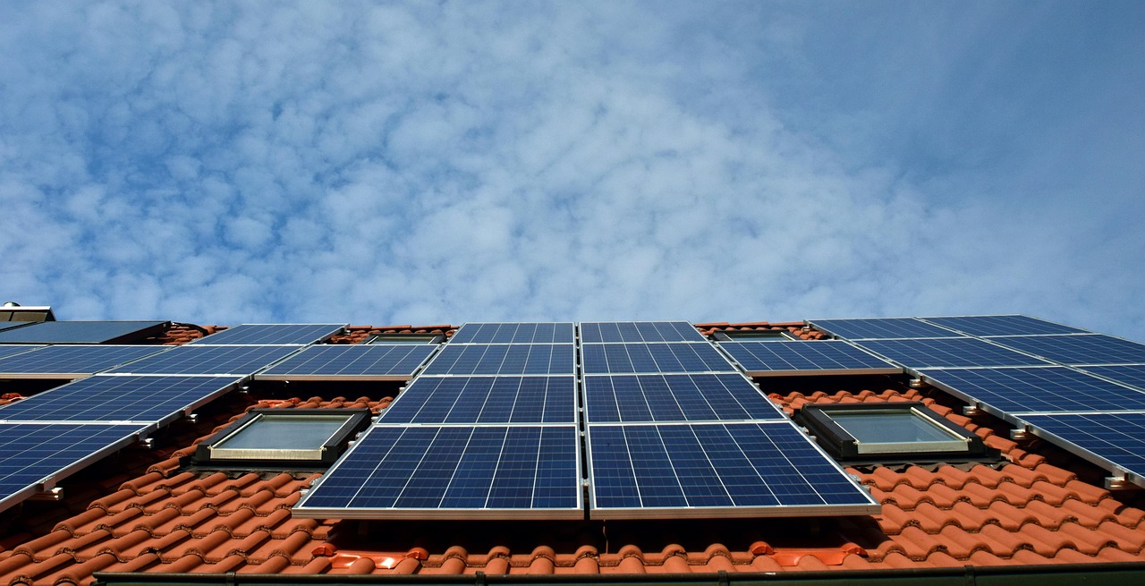Efficiency Improvements and Performance Gains (image credits: pixabay)