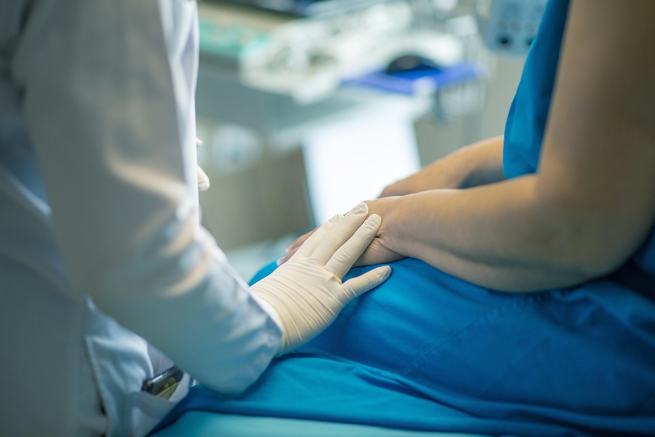 Patient Perspectives: Hope and Skepticism (image credits: pixabay)